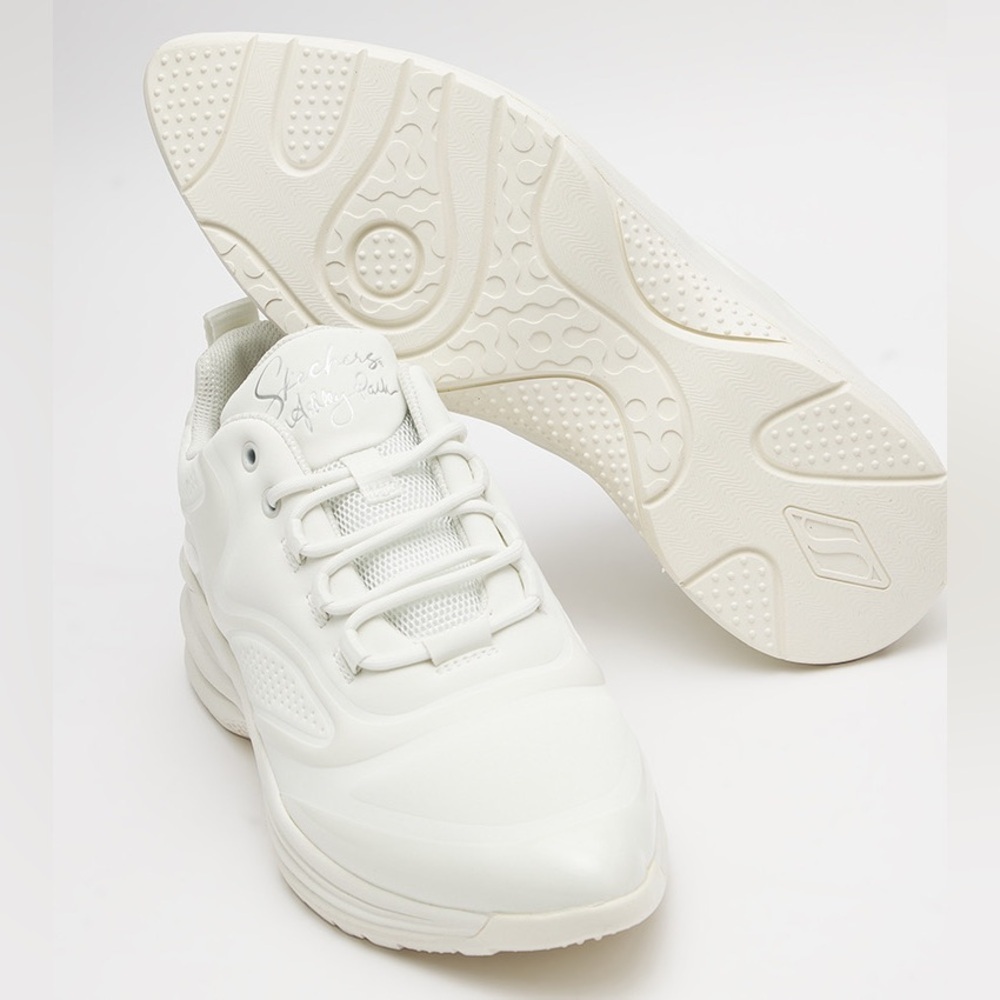 NWOT Ashley Park X Skechers: Street Glam - Point It